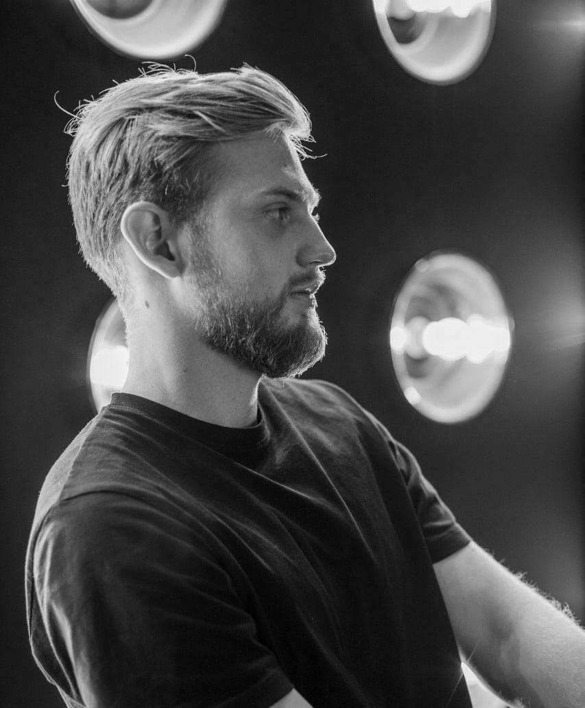 <span style="font-weight: bold;">Николай Порошин</span>