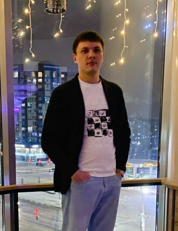 Владислав Ермолов